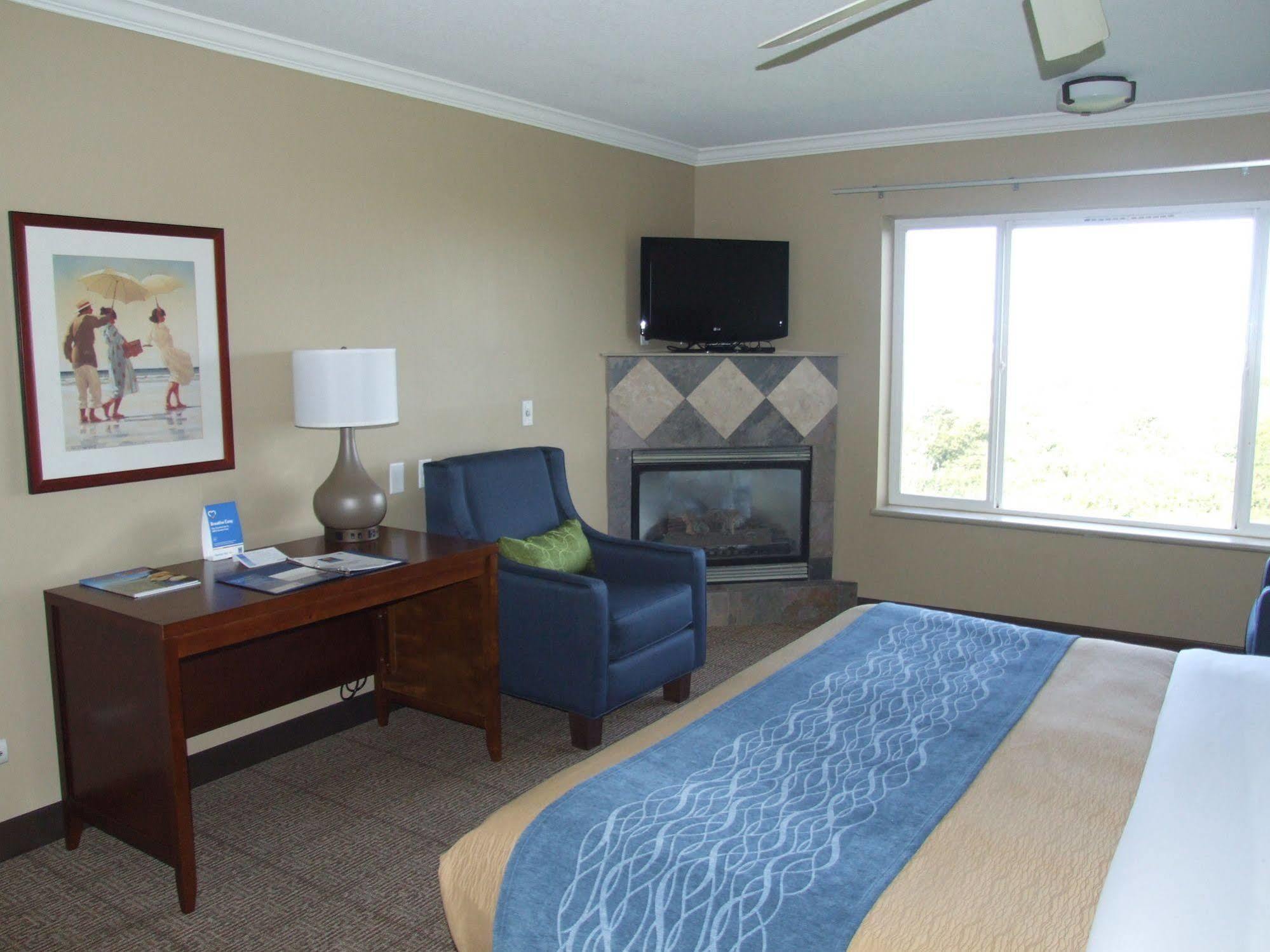 Comfort Inn & Suites Ocean Shores Eksteriør billede